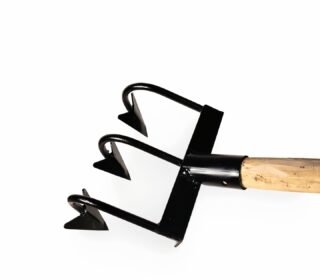 Soilkheti 3 hal Garden Hand Cultivator with 3 Prongs, Black Metal, Garden Tool