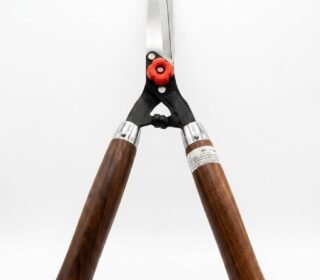 GREEN EARTH MACHINES | GARDEN PRUNER PRUNING SHEAR | WOODDEN HANDLE | HEAVY LONG PRUNER | STAINLES STEEL BLADE