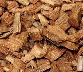 Wood Chips Mulch for Garden Landscaping, Natural Brown 250grm